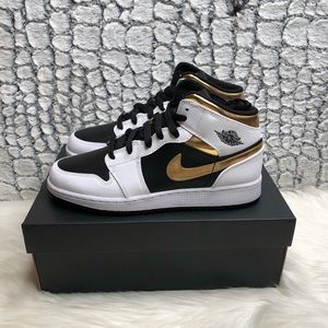 Jordan 1 mid gold swoosh